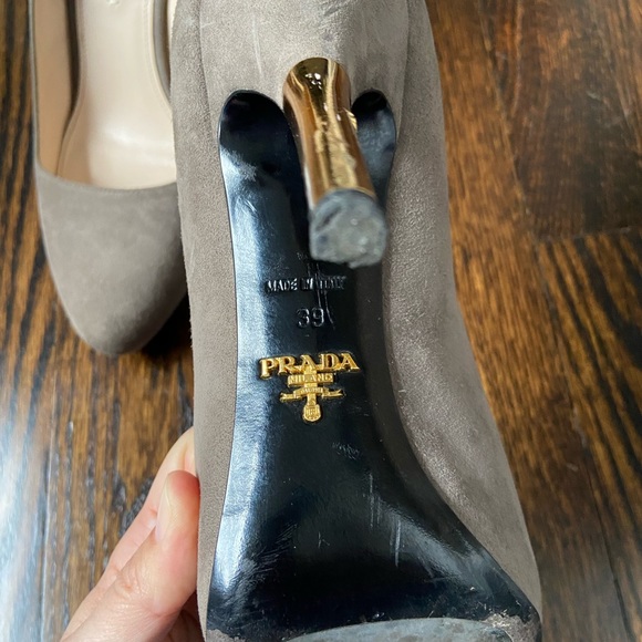 Prada suede pumps - Picture 2 of 3